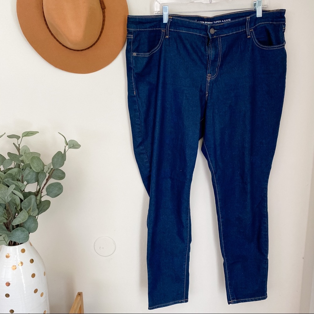 Old Navy Super Skinny Mid Rise Jeans